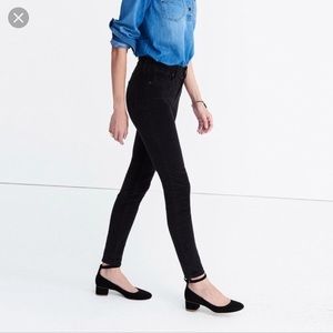 Madewell 9” High Rise Skinny Jean in Black Velvet